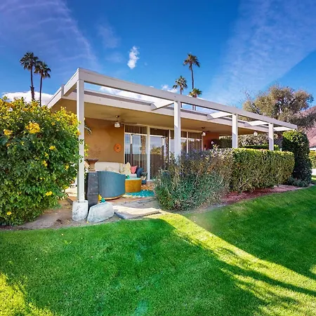 Palm Desert Panache